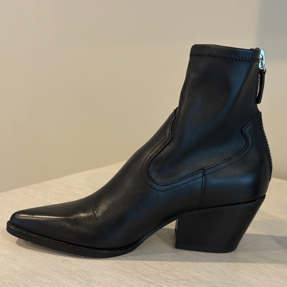 Dolce Vita Black Leather Ankle Booties - Picture 3 of 8
